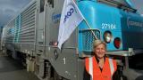 Céline Humbert-Demougeot, directrice générale, au départ du premier train Combirail, à Ports-de-Lille, le 10 mars.