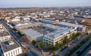 La centrale de 3 000 m² est répartie sur quatre bâtiments à Vaulx-en-Velin.