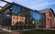 La cité s'appuie sur des acteurs publics et privés, en France comme à l'international.