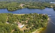 Le camping Terracamps du Lac de Saint-Pardoux deviendra en 2027 après rénovation un camping Huttopia.