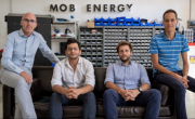 De gauche à droite : Sébastien Ricci (DG), Salim El Houat (Président), Maxime Roy (COO), Ilyass Haddout (CTO) de Mob-Energy.