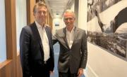 Nicolas Durieux (Corporate Finance) et Robert Clément, directeur Groupe Edmond de Rothschild Lyon, dans les bureaux lyonnais..
