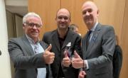 Philippe Gotteland, directeur de l’Irex, Franck Gautheron, directeur d’Indura, et Roland Lescure, ministre délégué chargé de l’Industrie.