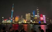 Lors de la soirée d'inauguration de la nouvelle filiale à Shanghai.