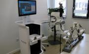 Le robot VelysTM est le dernier robot chirurgical mis au point par Orthotaxy, qui pourra l'améliorer dans ses locaux modernisés et agrandis.