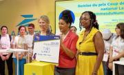 A l'occasion de Vivatech, Eva Ngalle a reçu le prix coup de cœur national La Poste #FemmesduNumérique pour son application TI3RS.