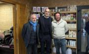 Patrick Mathias, maire de Châtillon-sur- Chalaronne ; Guilhem Armanet, directeur régional de GRDF ; et David Gobert, directeur des Cafés Dagobert.