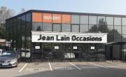 Le nouveau centre de véhicules d'occasion de Jean Lain dans la banlieue grenobloise.