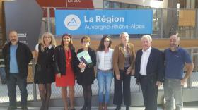 Les GE de Grenoble à la sortie de leur réunion au siège de la région à Lyon.