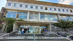 Construit dans les années 1960, l'université de droit de Clermont-Ferrand ne correspond plus aux normes écologiques d'aujourd'hui