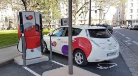 Véhicules électriques : Sodetrel et Demeter vont déployer 630 bornes de recharge à Lyon