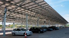 Neoen parkings photovoltaïques à Corbas bref eco