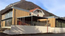 L'école des Moulins inaugure son extension-rénovation à Menthon-Saint-Bernard 