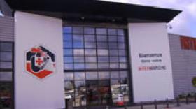 Intermarché : grève sur la base logistique de Reyrieux