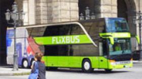 Flixbus dans le vert à Clermont-Ferrand 
