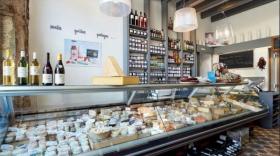 Le réseau des fromageries à l'enseigne de la Laiterie Gilbert, compte déjà 45 boutiques en France.
