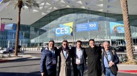 Samuel Schauss, Jean-Baptiste Chanial, Stanislas Canova, Franck Willmann, Phillipe Bau  au CES Las Vegas.