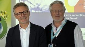 Pascal Houdayer, CEO de Boiron, et Thierry Boiron, président de Boiron Développement ont accueilli à Messimy la signature de la 4ème convention France Travail/Leem/Cheops.