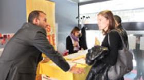 Le "Jobs & Cité Stadium Tour 2014®" s'arrête au Stade de Gerland