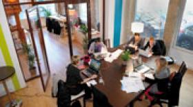 Bref + 2217 : Le dossier du mois - La nouvelle génération met l’entreprise au défi
