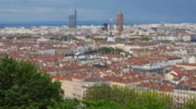 Lyon, une métropole peu dense, jeune, diplômée, à forte assise industrielle