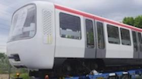 La première rame de la ligne D rénovée
