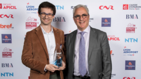 Thomas Lonjaret (MinMaxMedical) avec Didier Bruno (Caisse d'Epargne Rhône Alpes).