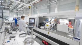 La marque centenaire SNR porte l'expertise aéronautique du groupe.