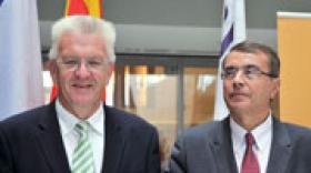 Winfried Kretschmann succède à Jean-Jack Queyranne