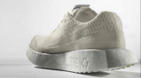 Fin 2019, Salomon avait dévoilé son nouveau concept de chaussures 100%  polyuréthane thermoplastique 