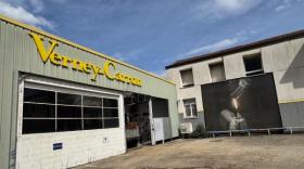 Verney-Carron postule ainsi à son premier marché public depuis son rachat, en juin dernier, par le groupe ligérien Rivolier associé au family office tchèque RSBC.