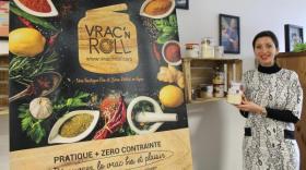 Sarah Benosman dans les locaux de Vrac'n Roll. 