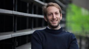 Clément Venard, cofondateur de MonSenior, est candidat au Prix EY de la Start-Up de l'Année.
