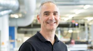 Yannick Veschetti, président et cofondateur d'Heliup, est candidat au Prix EY de la Start-Up de l'Année.
