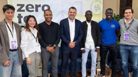 Les lauréats du programme yprlink avec Benjamin Bonnell et Malick Diouf.