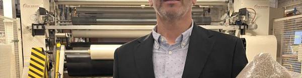 Franck Valette avec les nouveaux granulés