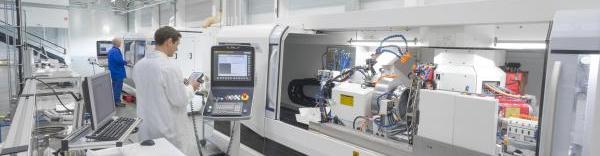 La marque centenaire SNR porte l'expertise aéronautique du groupe.