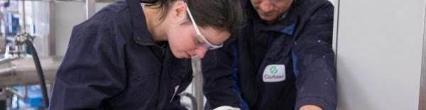 Carbios va poursuivre ses recherches de technologies enzymatiques pour recycler les plastiques.