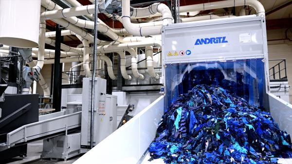 Nouvelles Fibres Textiles met sur pied le chaînon manquant du recyclage de vêtements