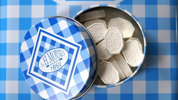 Il ne reste plus que deux fabricants de pastilles de Vichy dont Moinet.