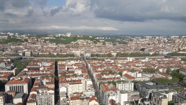 Conséquence de la baisse de l'épargne pour la ville de Lyon, sa dette va augmenter
