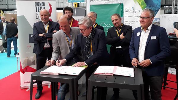 Les accords de coopération entre les clusters et Chambéry Grand Lac Economie ont été signés dans le cadre d'Alpipro Brefeco.com