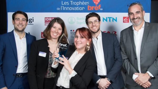 Marion Pastor et Aurélie Juhem d'AIS Biotech avec l'équipe BM&A (David Dray, Matthieu Schaller et Pierre-Emmanuel Passelegue).