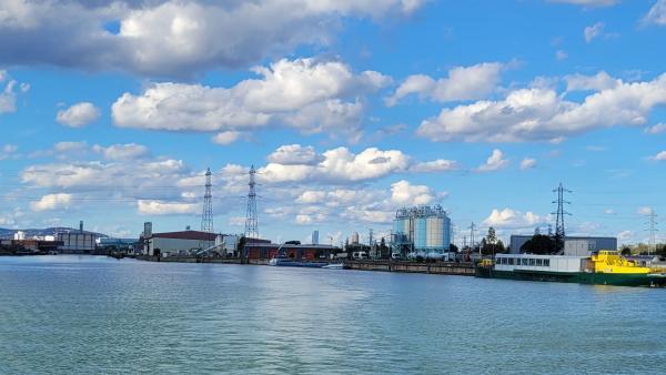 CMA-CGM veut faire du Rhône une autoroute fluviale