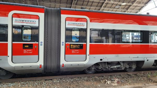 L'arrivée depuis 2022, sur l’axe Paris-Lyon, des nouveaux opérateurs comme Trenitalia et Renfe, a généré une hausse de l’offre ferroviaire de près de 15 % et une hausse de la fréquentation de 10 %... et surtout à une baisse des prix inférieurs de plus de 10 %.