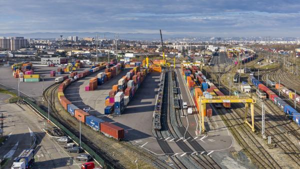 Plus de capacité pour la plateforme de transport combiné de Vénissieux / Saint-Priest