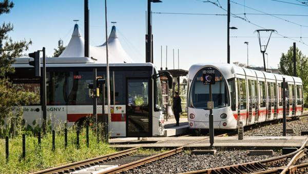 Métros et trams lyonnais pour RATP Dev, bus et trolleys pour Keolis, Transdev bredouille