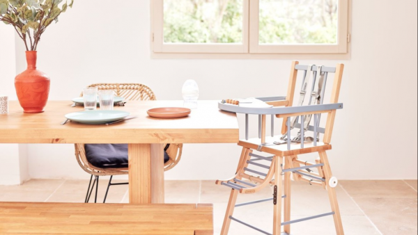 Dernier fabricant français de mobilier en bois massif, Combelle joue son avenir