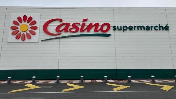 Plus de 3.000 emplois supprimés chez Casino