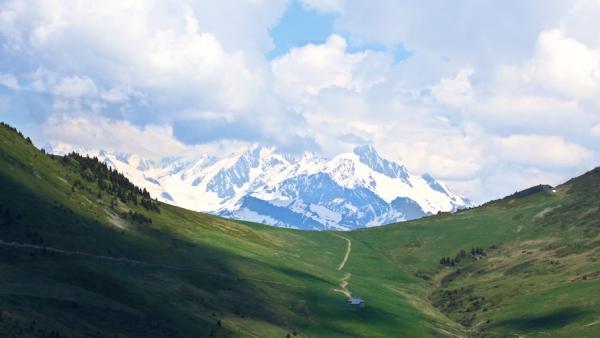 Le classement du col de la Bâthie ouvre la porte à une autre vision du tourisme en montagne.